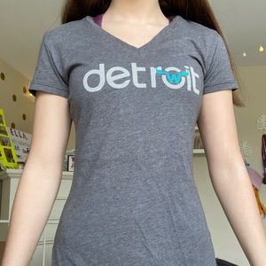 Moosejaw Detroit V-Neck